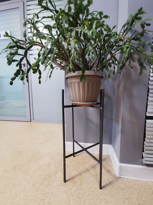 Подставки для цветов