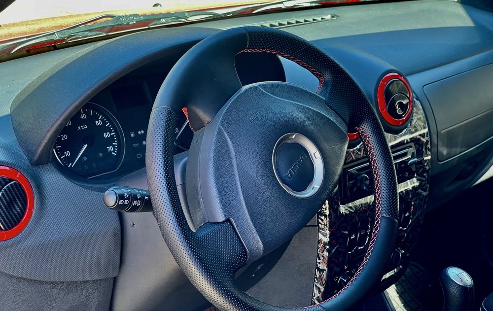 Dacia Sandero 1.6i STEPWAY