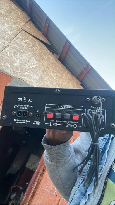 vand statie bluetooth 240w schimb cu tel