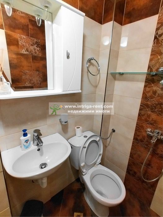 Продава се Двустаен апартамент в Хасково, Дружба 1 - 55 кв.м за 1800 €/кв.м - Снимка #16