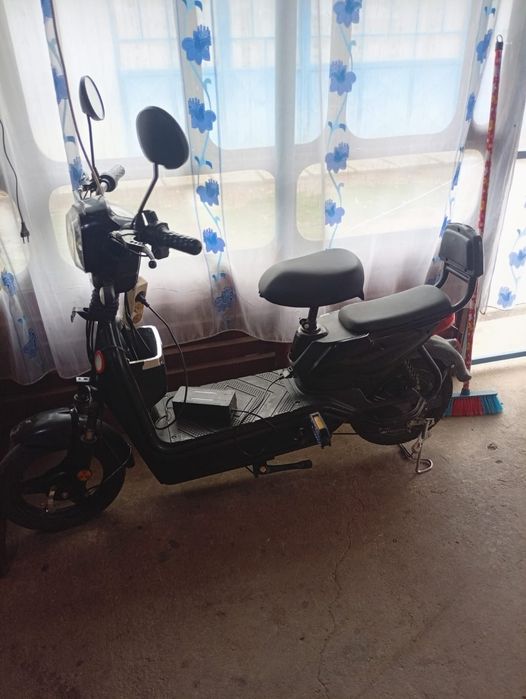 Scuter electric de vânzare