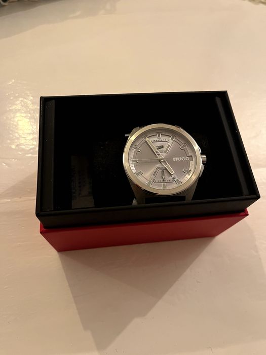 Часовник HUGO BOSS