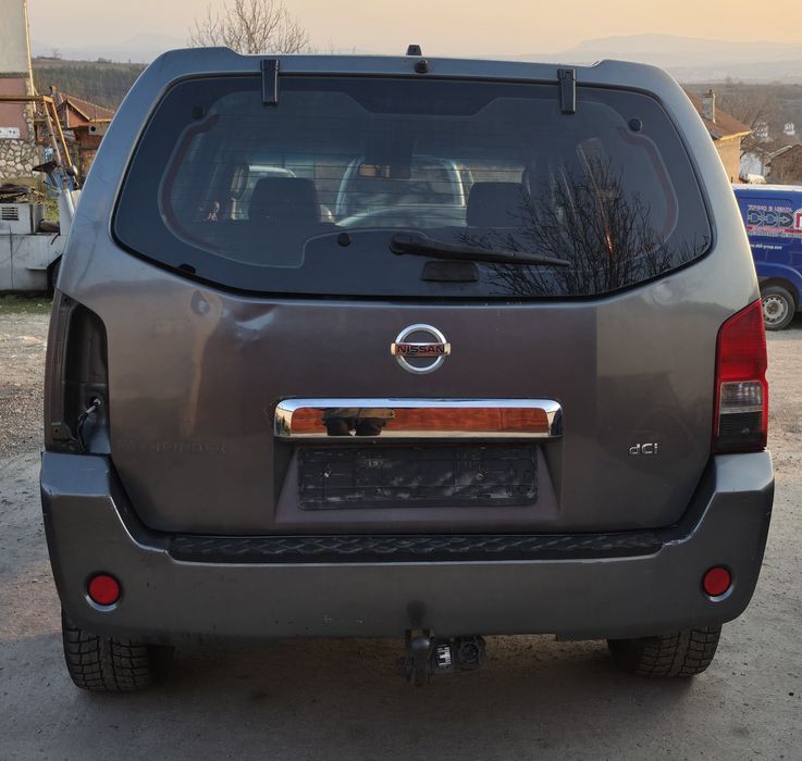 Нисан Патфайндер 2.5дци 174кс на части Nissan Pathfinder 2.5DCI 174hp