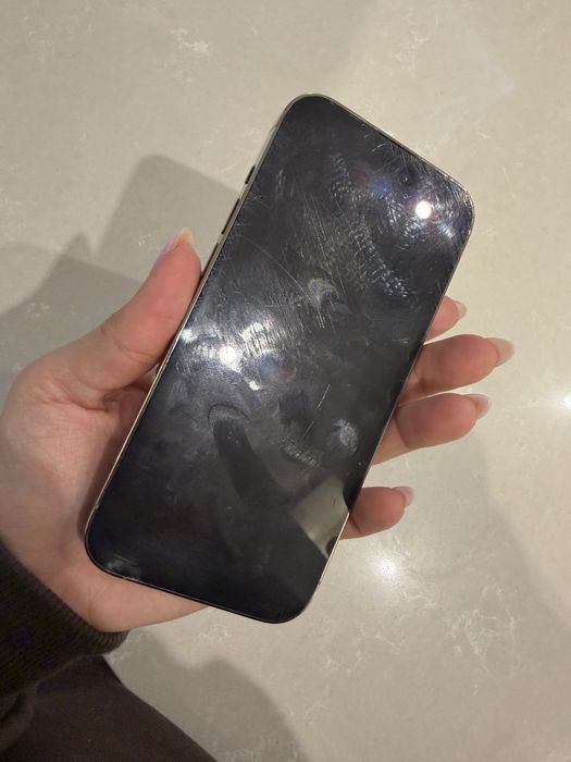 Iphone 14 pro златен, 128 GB