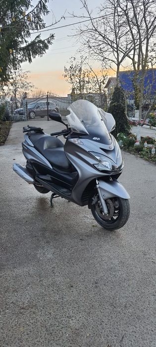 Yamaha majesty 400