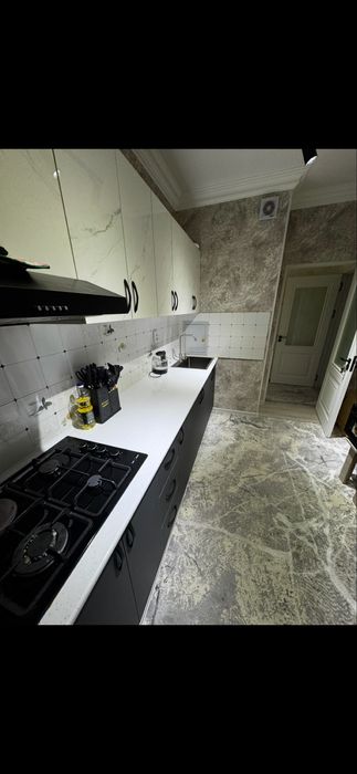 Новостойка 3 хонали кв сотилади