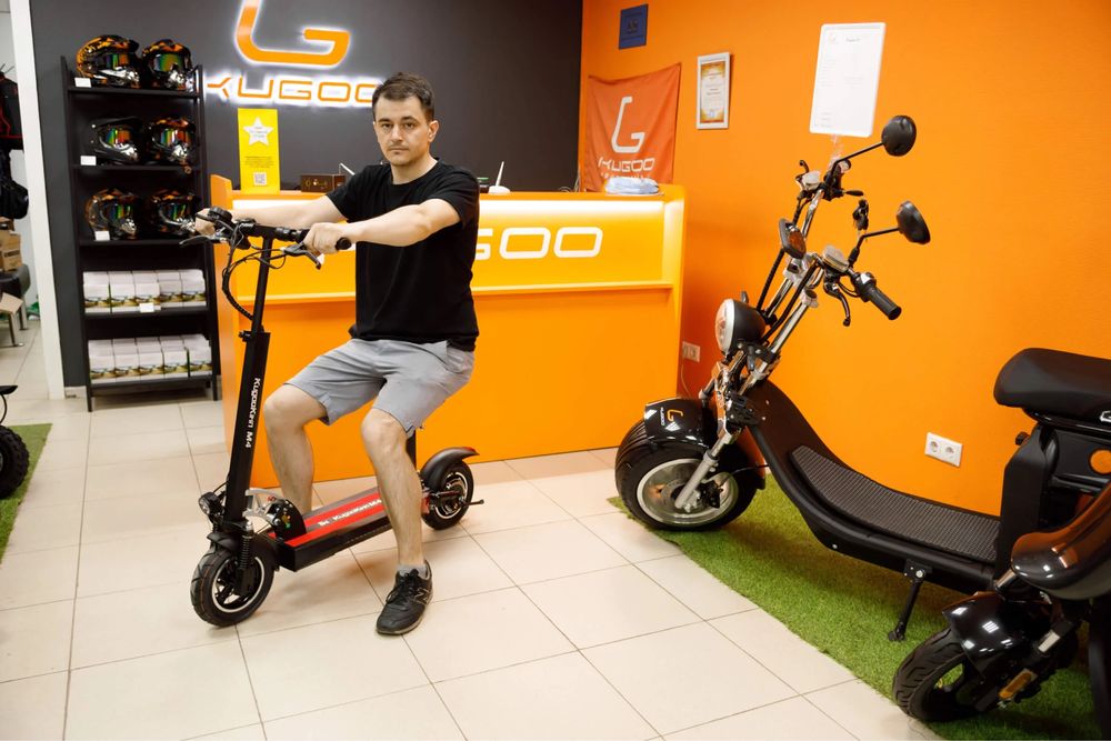 Электросамокат Kugoo M4