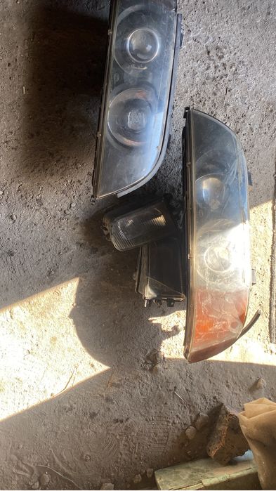 Продам фары решетки на БМВ Е39