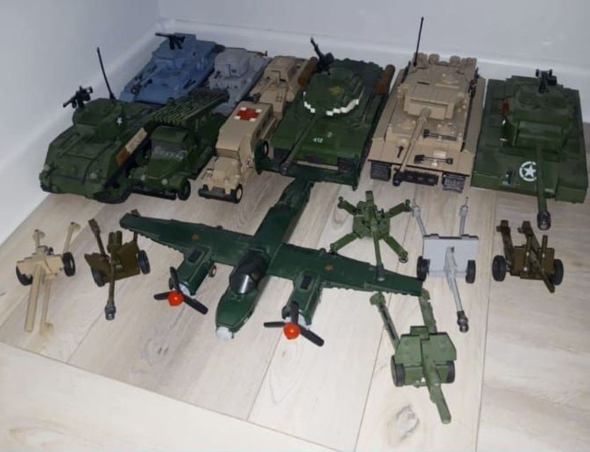 Военный конструктор Quan Guan СРОЧНО!