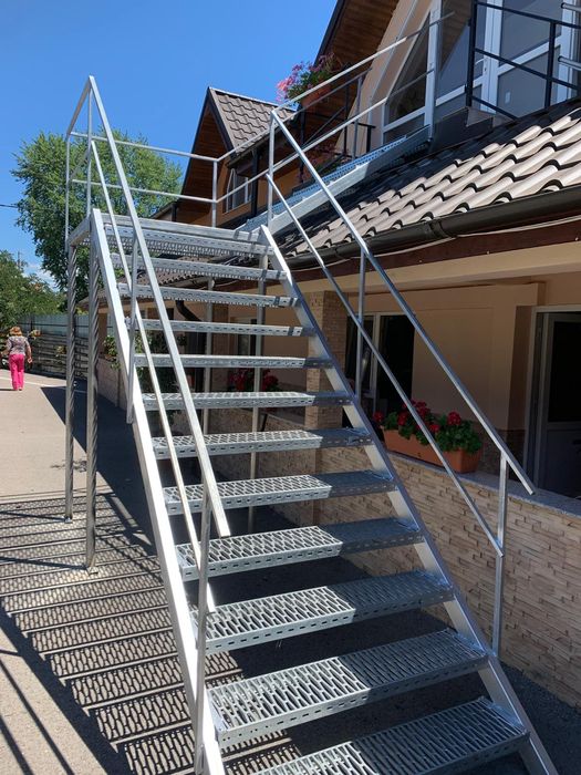 Scara metalica zincata 8649