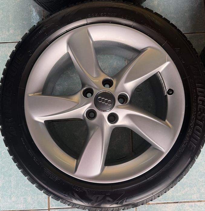 Jante aliaj R17 originale AUDI A4 A5 A6 225/50/17 Bridgestone M+S