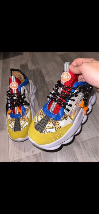 Adidasi versace chain reaction 2026
