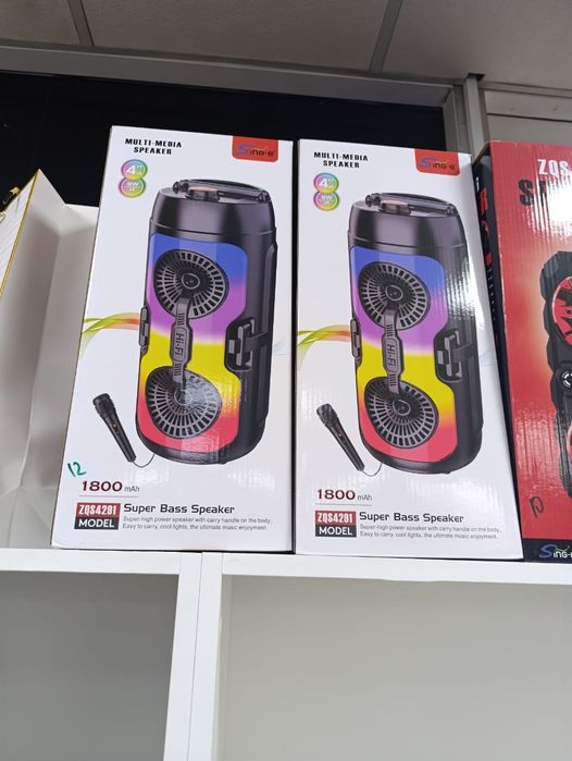 Колонка с микрофоном караоке