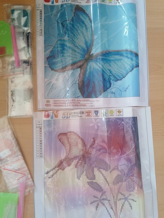 Диамантени гоблени пълно облепяне.