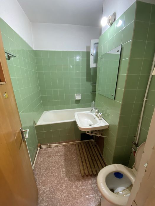 De vanzare Apartament 3Camere Trivale Etaj 3/4 pret 72.000€