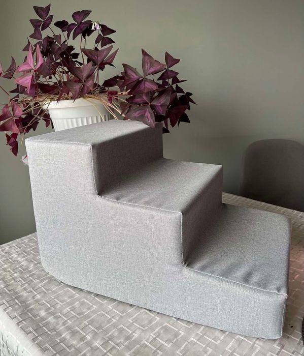 Продавам нова дунапренена стълба за куче / малко кученце