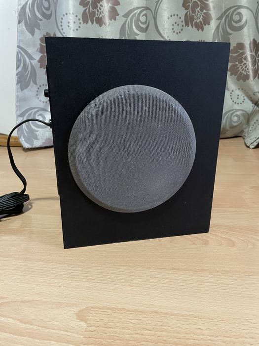 Sistem Audio 5.1 Creative T6060 – Sunet Puternic, Bass Profund