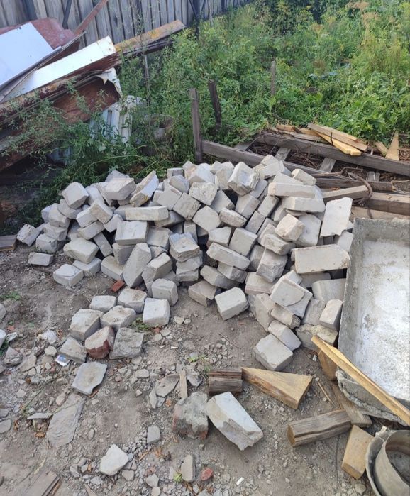 Кирпич. Белый силикатный. Бой
