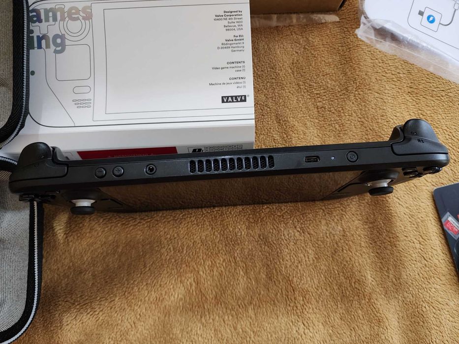 Ноыая Игровая приставка