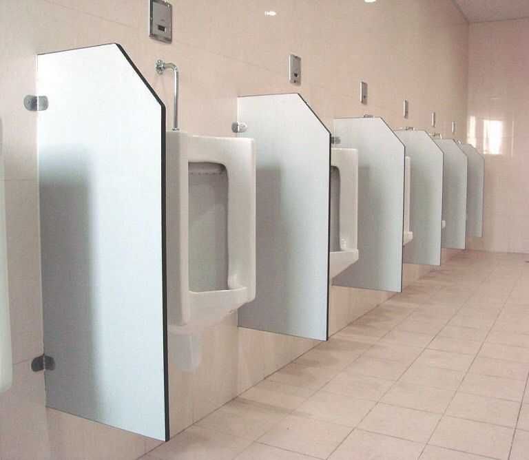 Туалетные , душевые , писсуары , кабинки, перегородки