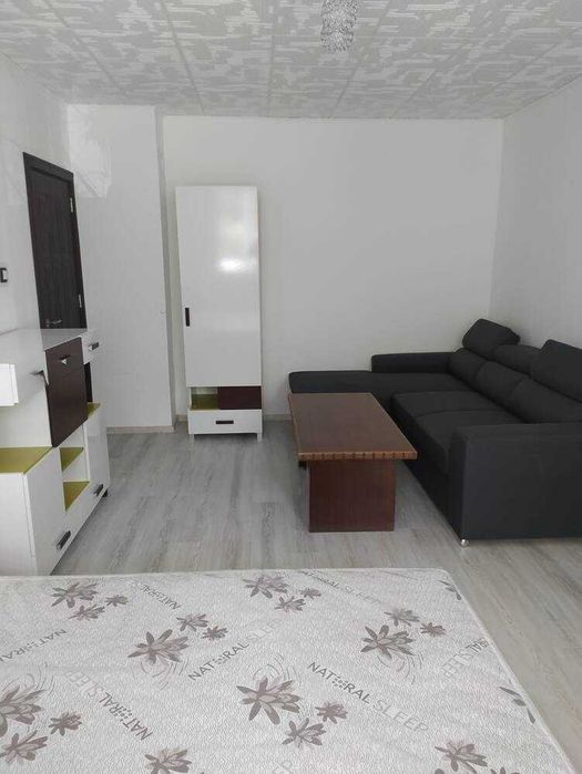 Едностаен апартамент под наем в жк. Обеля