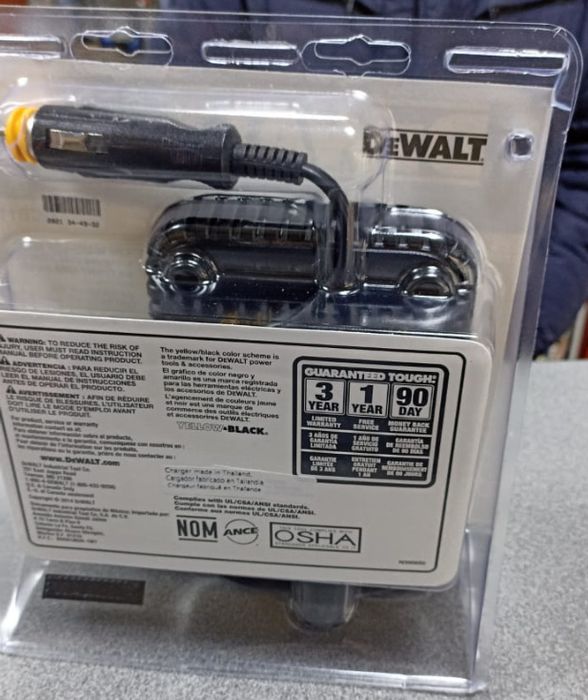 Зарядное устройство DeWalt DCB119