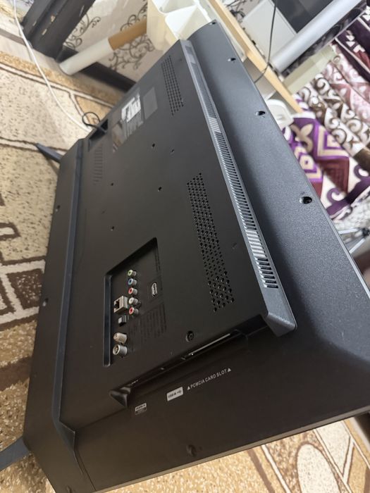 Продам телевизор LG