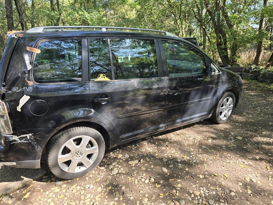 Piese auto pentru VW TOURAN 2005 2.0 diesel