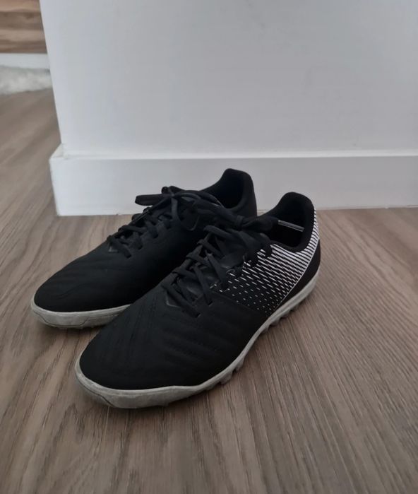 Adidasi de fotbal Kipsta