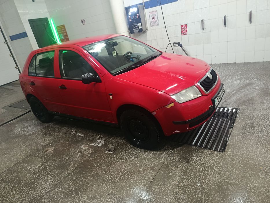 Продам машину Шкода