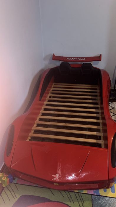 Canapea noua spre vanzare