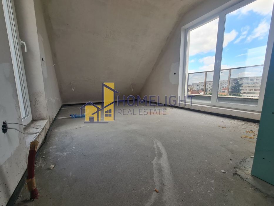 Продава се Четиристаен апартамент в София, Павлово - 239 кв.м за 1277 €/кв.м - Снимка #3