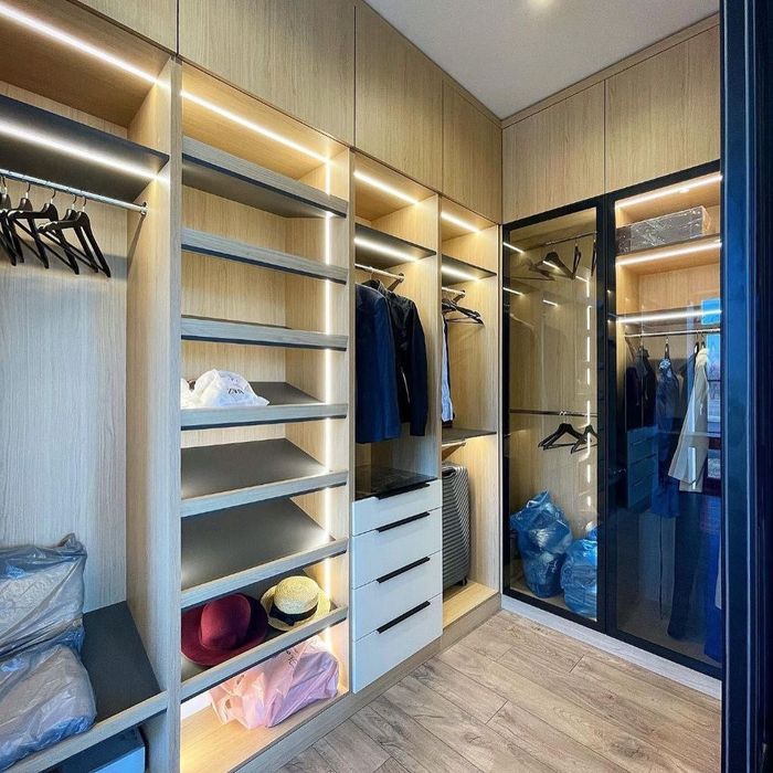 Hi tech uslubidagi mebellar