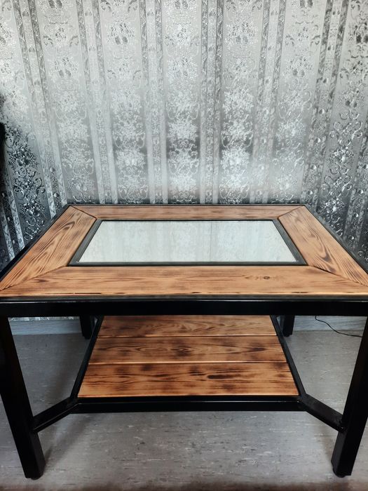 Продам журнальный столик