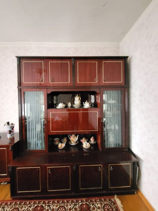 Продаётся мебельный гарнитур б/у