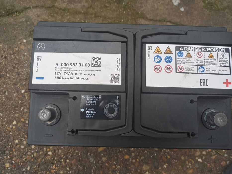 Baterie auto Varta Mercedes Benz 12V 74Ah 680 A an 2022