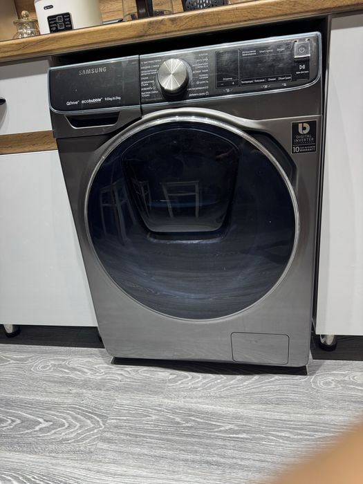 Стиральная машина Samsung 9/6 kg с сушкой
