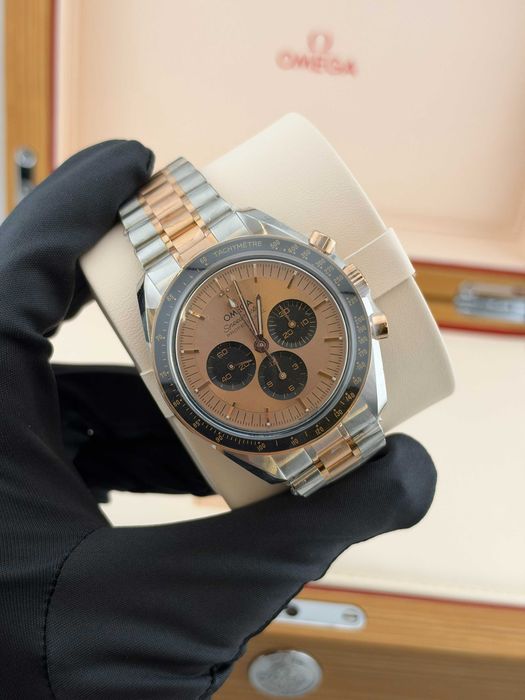 Наручные часы Omega Speedmaster
