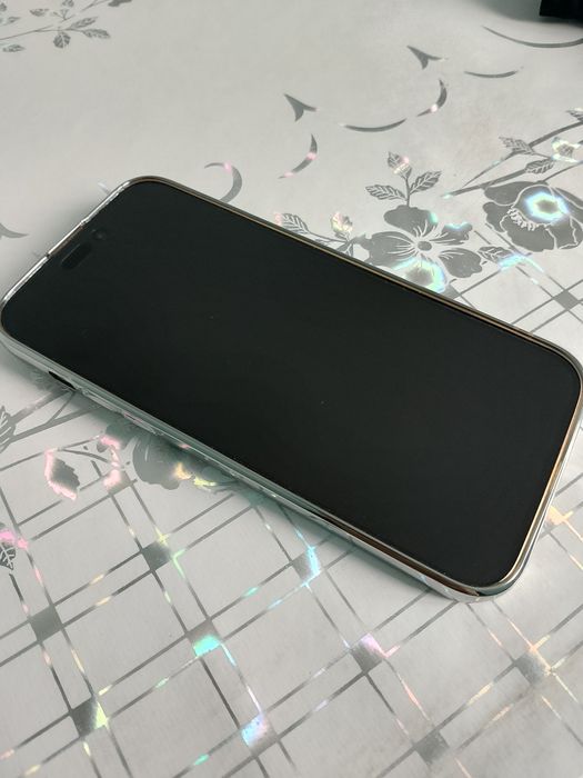 iPhone 14 Pro Max cold