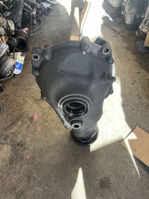 Преден/заден диференциал бмв х3 е83 3.0д 218 ( diferencial bmw x3 e83