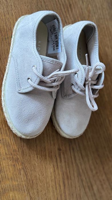 Велурени еспадрили - 25 номер - цена 20 лв