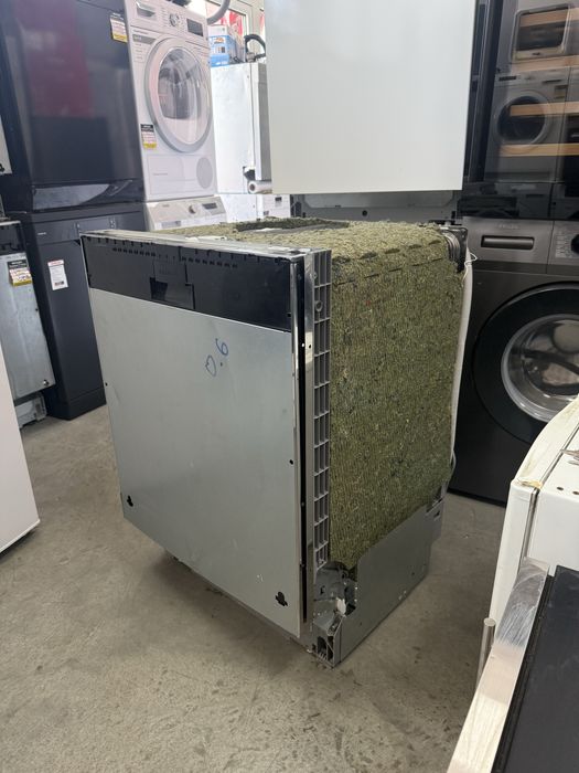 Съдомиялна машина за Вграждане BOSCH  60см