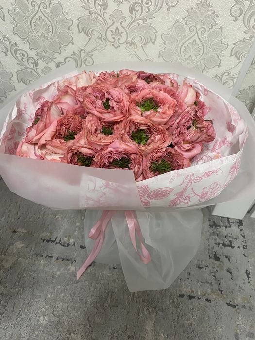 Продам букеты общий свежые за 2000 тыс п