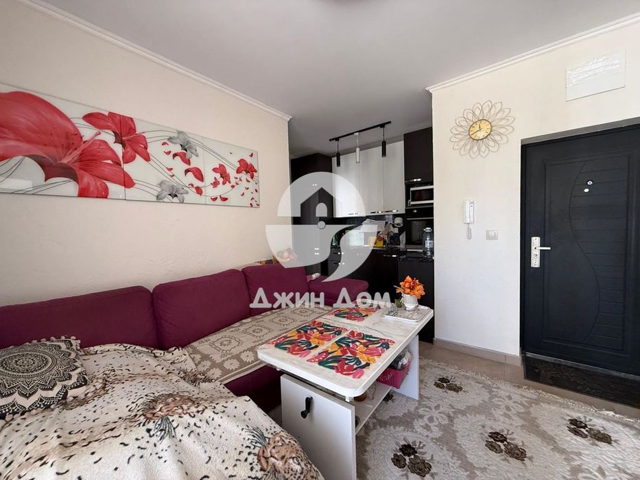 Продава се Двустаен апартамент в к.к. Слънчев бряг - 42 кв.м за 2667 €/кв.м - Снимка #1