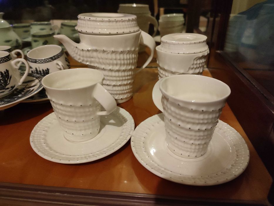 Seturi de cafea (din porțelan fin) și de pahare