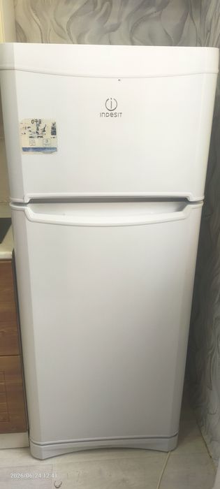 Холодильник indesit за 12к