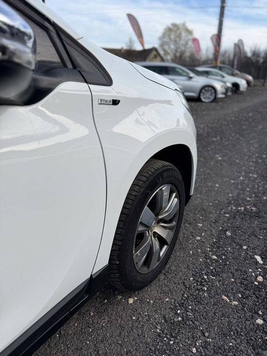 Peugeot 2008 Peugeot 2008 Euro 6 Benzina Crossway