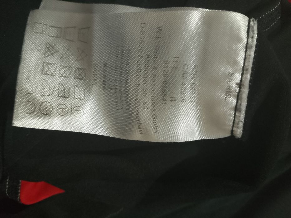 Bluza sportivi,ca noua