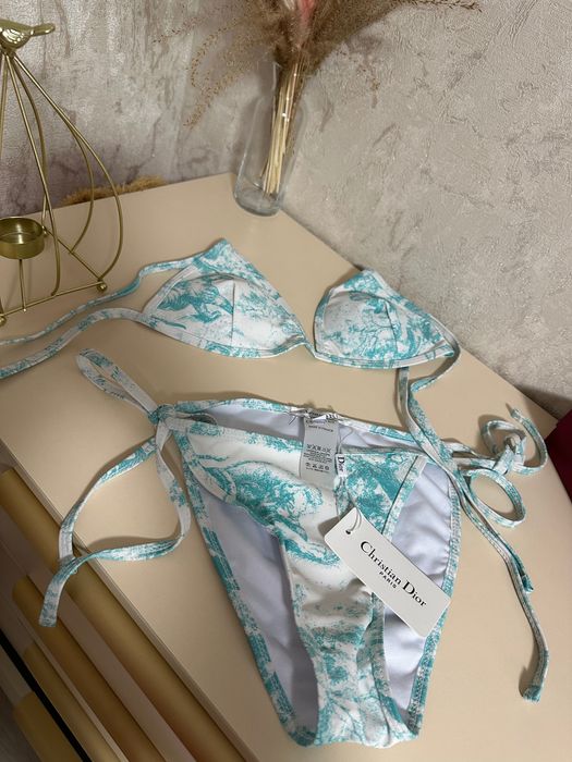 Купальники Prada