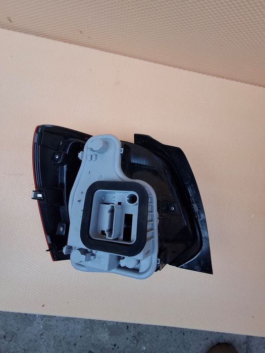 Stop dreapta vw polo 6r (dupa 2009)